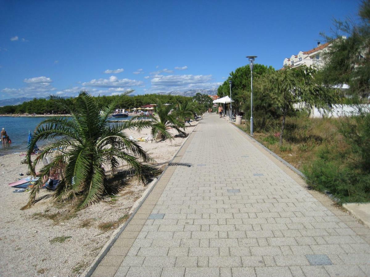 Apartments Orlic Povljana Exterior photo